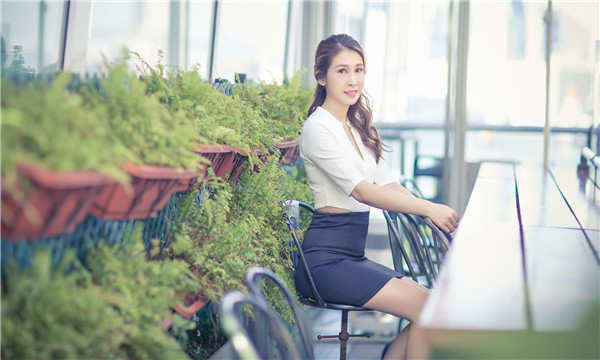 新都花钱找女人生孩子多少钱合适,找个女的生小孩多少钱